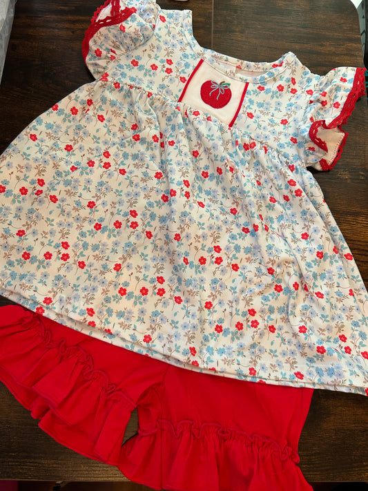 Apple Outfit