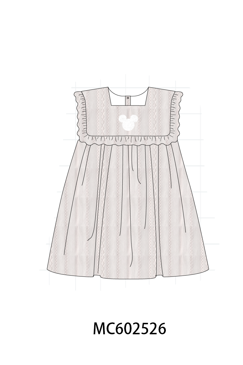 PO82 Grey character jacquard ruffle collection